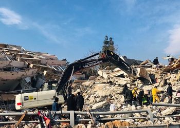 Depremde 4. gün! İşte deprem bölgelerinde son durum…