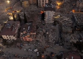 Deprem bölgelerinde yağma ve hırsızlık suçundan 124 kişi tutuklandı