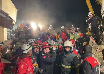 Depreminin vurduğu Gaziantep’te 89 saat sonra enkazdan çıkarıldı