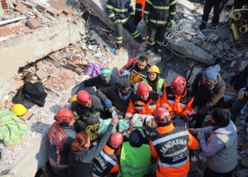 Elbistan’da 80 saatin ardından enkaz altında kalan çocuk kurtarıldı