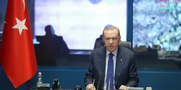 Deprem bölgelerinde OHAL ilan edildi