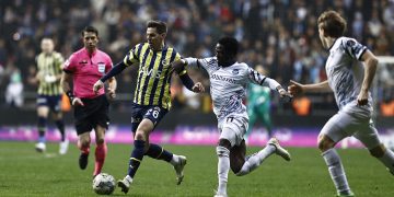Fenerbahçe, Adana Demirspor ile deplasmanda berabere kaldı