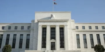 Fed beklenen faiz kararını açıkladı
