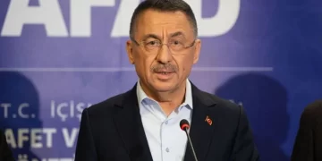 Cumhurbaşkanı Yardımcısı Fuat Oktay: Tüm afet bölgesine kontrollü bir şekilde doğal gaz vermeye başlıyoruz