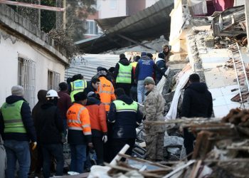 Depremin 105’inci saatinde Hatay’da Yusuf bebek ile ağabeyi kurtarıldı