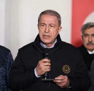 hulusi akar deprem bolgesinde habermeydan