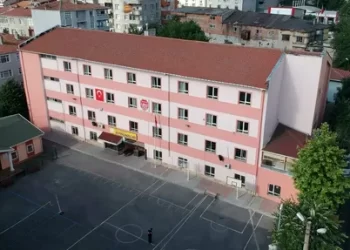 İstanbul deprem riskli olan okulların listesi