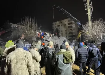 Deprem bölgesi Hatay’da Bakanlardan önemli açıklamalar