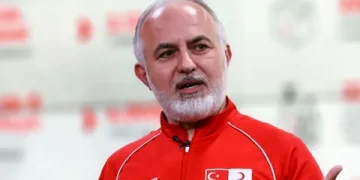 Kızılay Başkanı Kınık: “Arkadaşlar inisiyatifte bulunmuşlar ama ben eleştirdim”