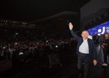 Kılıçdaroğlu, ‘Geleceği Kur Festivali’nde gençlerle buluştu