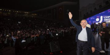 Kılıçdaroğlu, ‘Geleceği Kur Festivali’nde gençlerle buluştu