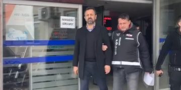 Depremde yıkılan bir sitenin müteahhidi İstanbul’da yakalandı