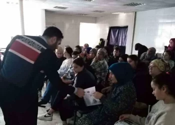 Sinop’un Erfelek ilçesinde “En İyi Narkotik Polisi Anne” eğitimi