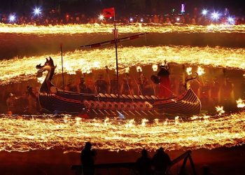 İskoçya’daki Viking Festivali’nden etkileyici görüntüler