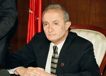 Yargıtay Onursal Cumhuriyet Başsavcısı Vural Savaş yaşamını yitirdi