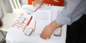 Cumhurbaşkanlığı için 100 bin imza süreci başladı