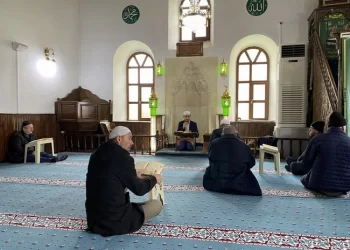 Sinop’ta 13 asırlık türbede mukabele geleneği yaşatılıyor