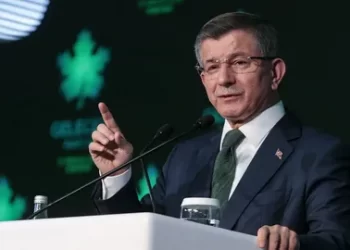 Ahmet Davutoğlu: Yolumuza kararlılıkla devam edeceğiz