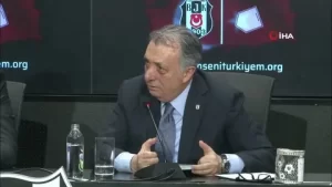 Ahmet Nur Cebiden Kayserispora Kendilerine cekiduzen versinler burasi Besiktas1 Habermeydan