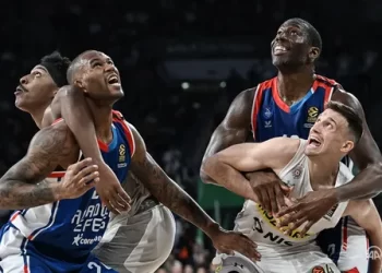 Anadolu Efes, Partizan’a kaybetti: 84-97