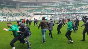 Bursaspor Amedspor macinda saha savas alanina dondu2 Habermeydan