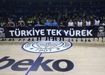 Fenerbahçe Beko Manisa’yı farklı yendi