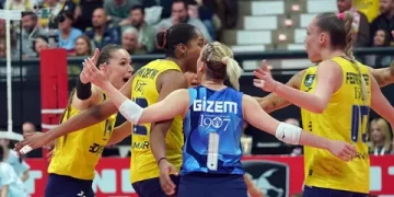 Fenerbahçe Opet CEV Şampiyonlar Ligi’nde yarı finalde
