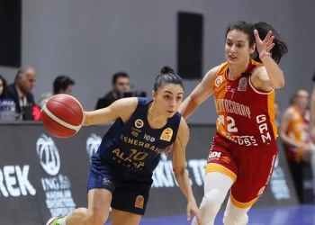 Fenerbahçe, derbide farklı kazandı