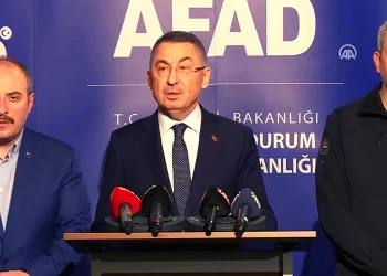 Fuat Oktay: Depremlerde can kaybı 49 bin 589’a yükseldi