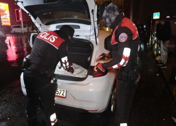 İstanbul’da polis Yeditepe Huzur Denetimi yaptı