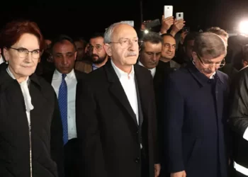 Kılıçdaroğlu, Akşener ve Davutoğlu sel felaketinin yaşandığı Şanlıurfa’da