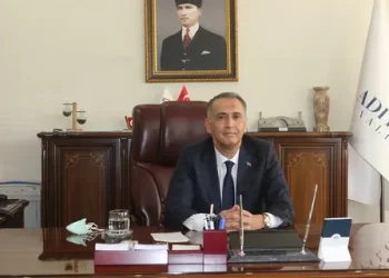 Adıyaman Valisi Mahmut Çuhadar istifa etti
