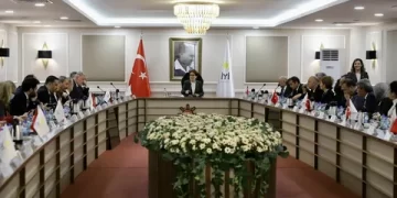Akşener: Dayatmalara boyun eğmeyeceğiz