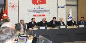 Murat Kurum: Elazığ’da 8 bin bina acil yıkılacak, hasarlı veya orta hasarlı