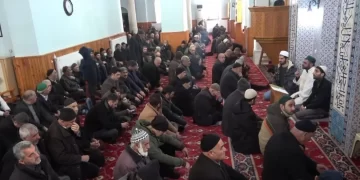 Deprem’de yaşamını yitirenler için Mevlid-i Şerif okutuldu