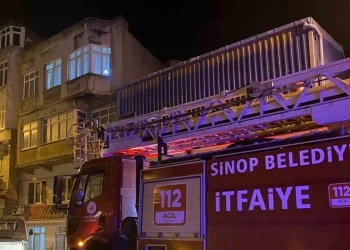 Sinop’ta 2 ayrı apartmanda baca yangını çıktı