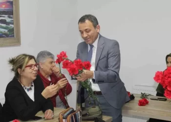 Sinop’ta depremzede kadınlara 8 Mart Dünya Kadınlar Günü kutlaması