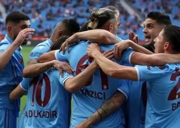 Trabzonspor, Adana Demirspor’u 4-1 yendi