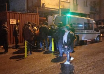 Zonguldak’ta babasını kalbinden bıçaklayarak öldürdü