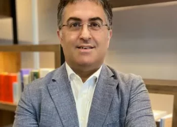 İYİ Parti teklif ederse aday olurum diyen Prof. Dr. Ersan Şen’e davet