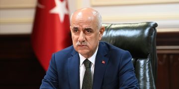 Bakan Kirişci deprem bölgesine yapılan desteklerle alakalı konuştu