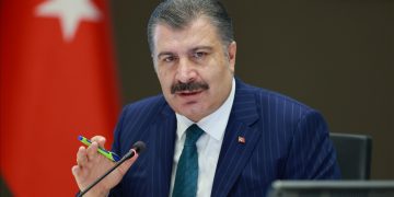 Sağlık Bakanı Koca açıkladı: 42 bin 500 personel alınacak