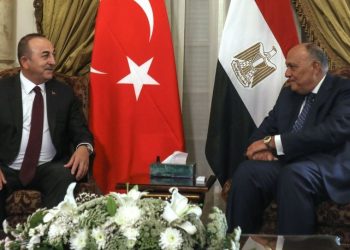 11 yıl sonra Bakan Çavuşoğlu Mısır’da