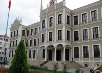 Bolu’da deprem nedeniyle eğitime ara verildi