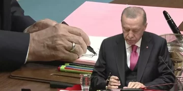 Erdoğan imzayı attı: Seçim tarihi 14 Mayıs!