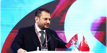 Ertuğrul Doğan Kimdir? Trabzonspor’da Hangi Görevleri Üstlendi?
