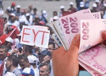 Siyasilerin sosyal medyada EYT paylaşımları