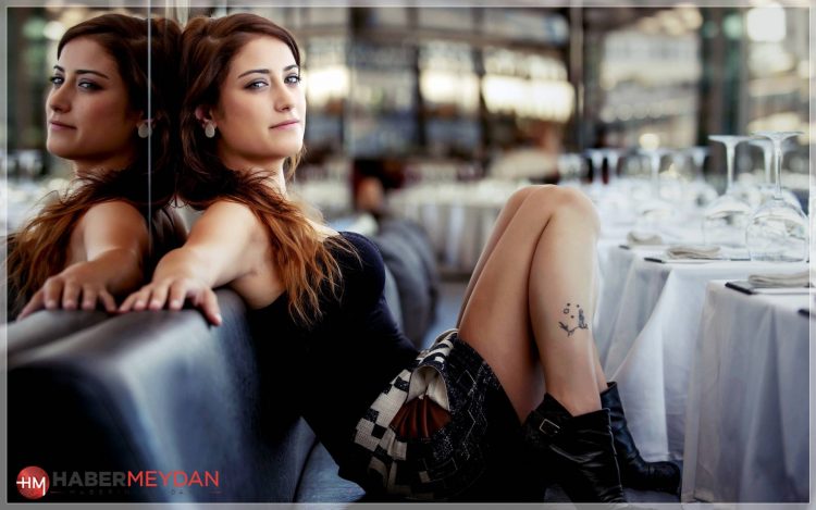 hazal kaya 1