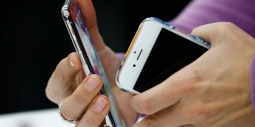 İthal cep telefonlarına gümrük zammı yürürlükten kalktı