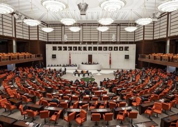 5 OHAL kararnamesi Meclis’e sunuldu